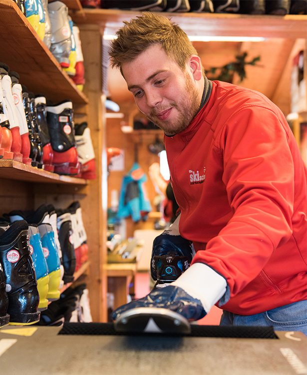 Skischule Rot Weiss Rot in Goldegg